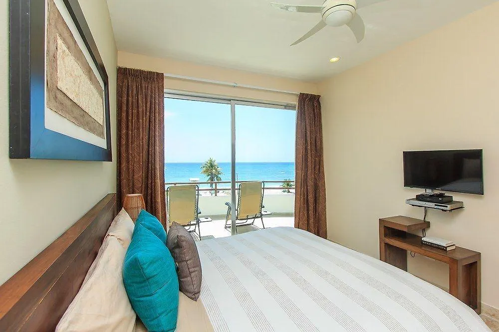 מלון פלאייה דל כרמן Casa Del Mar 3*,