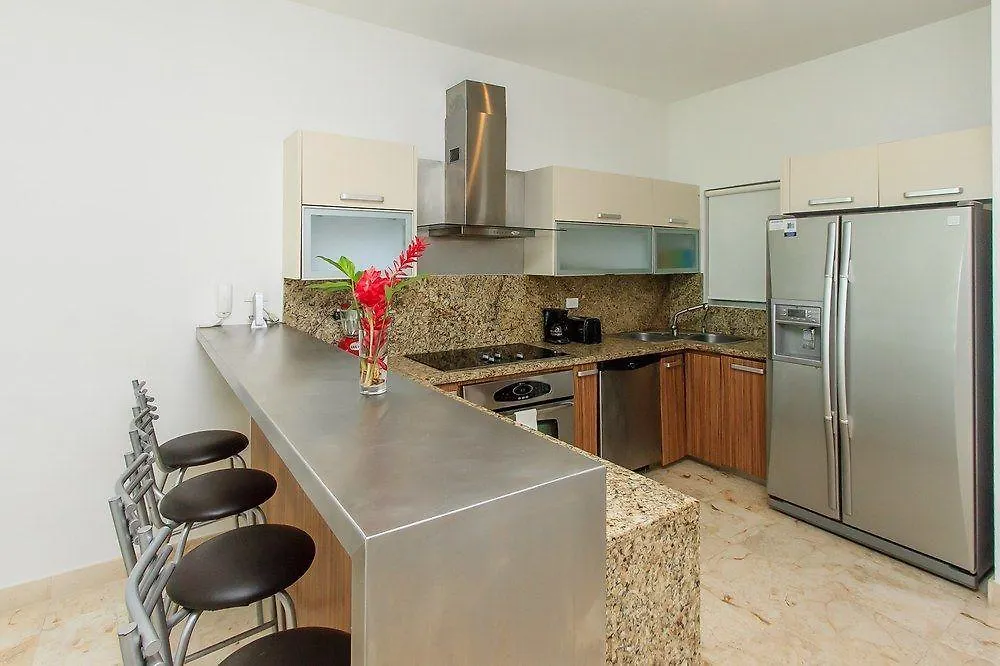***  מלון פלאייה דל כרמן Casa Del Mar מקסיקו