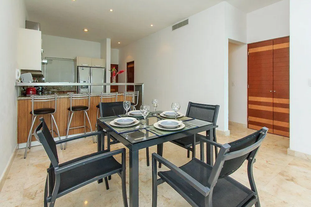 מלון פלאייה דל כרמן Casa Del Mar