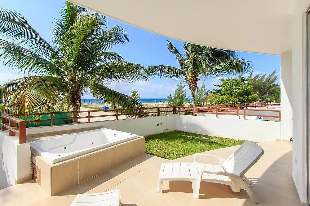 מלון פלאייה דל כרמן Casa Del Mar