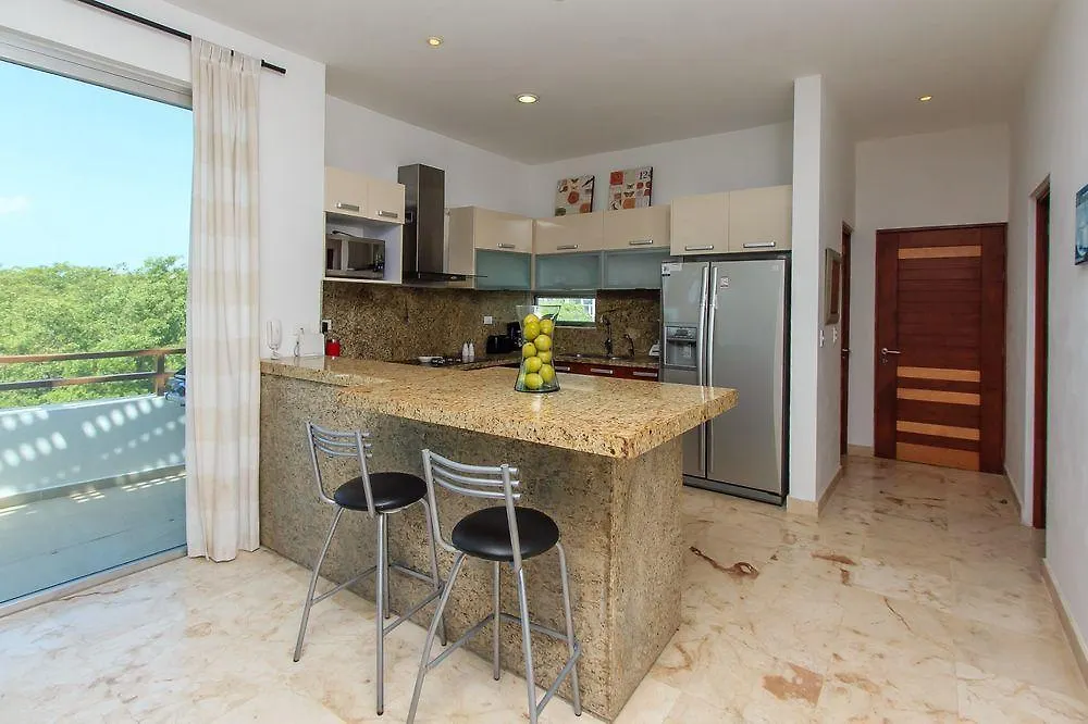 מלון פלאייה דל כרמן Casa Del Mar