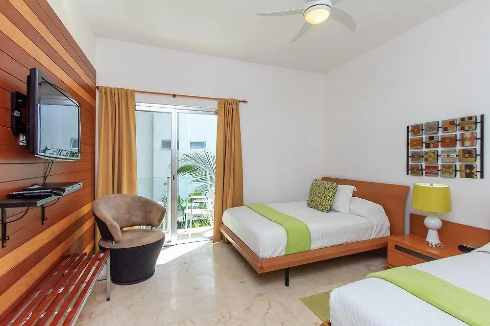 מלון פלאייה דל כרמן Casa Del Mar 3*,  מקסיקו