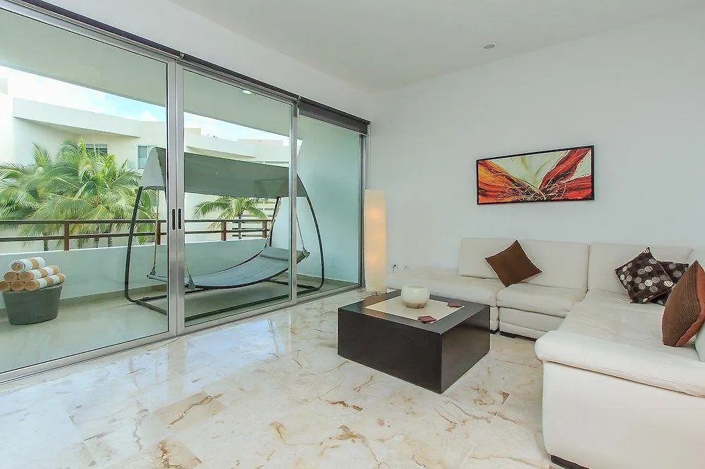 מלון פלאייה דל כרמן Casa Del Mar