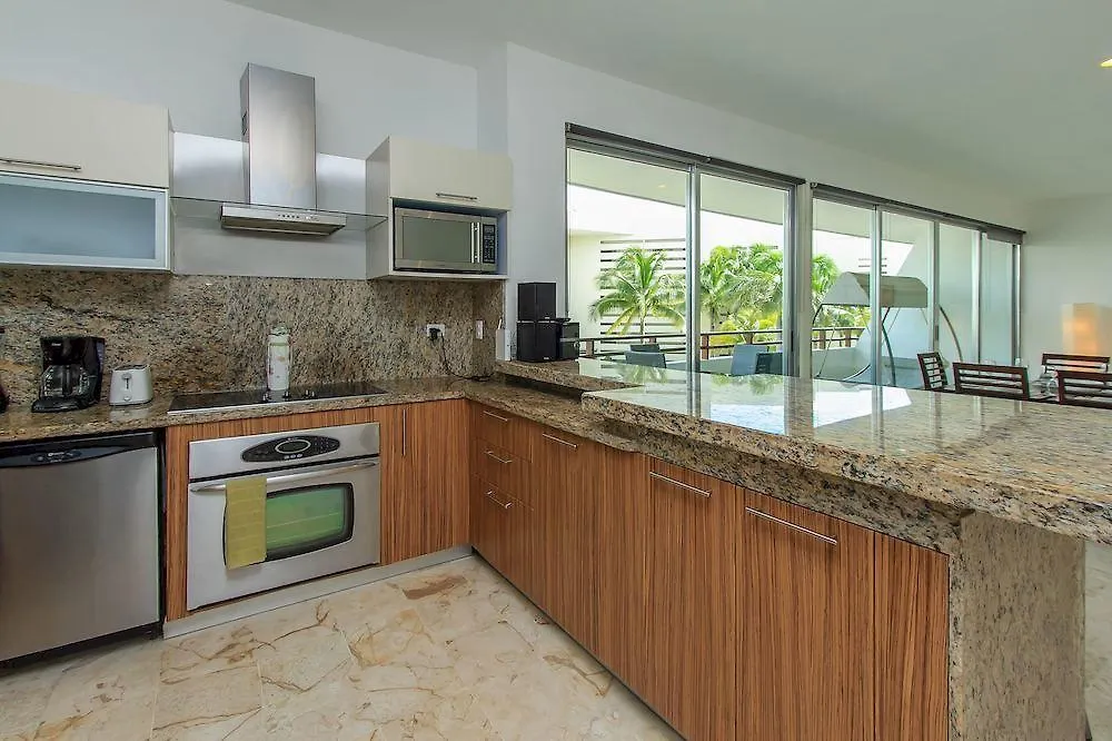 מלון פלאייה דל כרמן Casa Del Mar