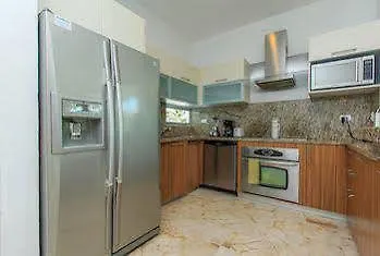 מלון פלאייה דל כרמן Casa Del Mar